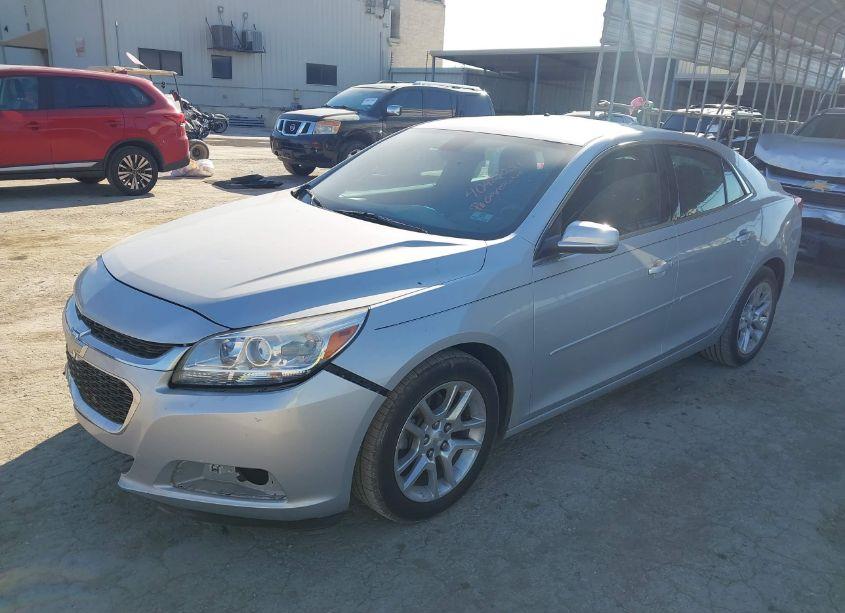 Photo 2 of 2014 Chevrolet Malibu 1LT (VIN 1G11C5SLXEF264517)