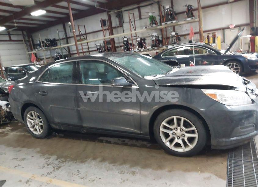Photo 13 of 2014 Chevrolet Malibu 1LT (VIN 1G11C5SLXEF272326)