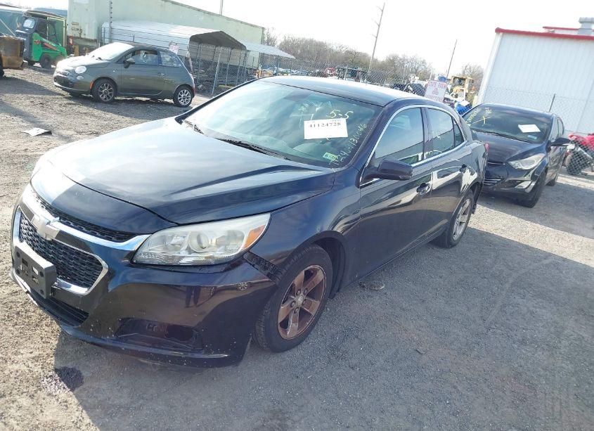 Photo 2 of 2014 Chevrolet Malibu 1LT (VIN 1G11C5SLXEF273668)
