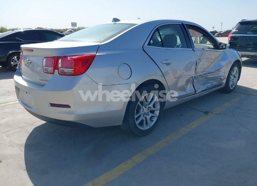 Photo 4 of 2014 Chevrolet Malibu 1LT (VIN 1G11C5SLXEU147502)