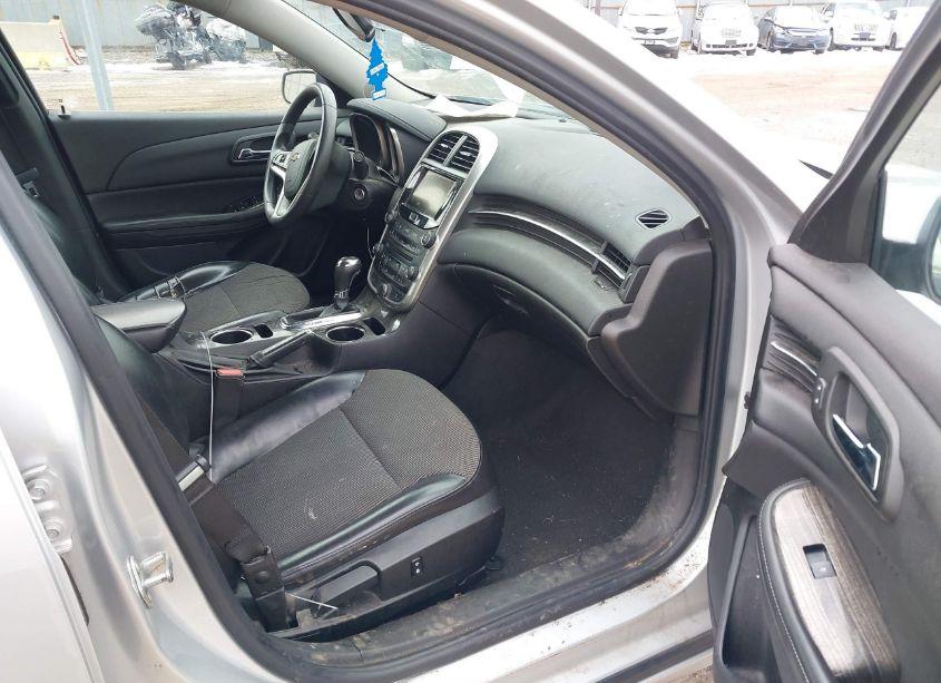 Photo 5 of 2014 Chevrolet Malibu 1LT (VIN 1G11C5SLXEU162131)