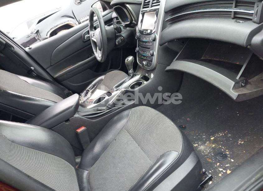 Photo 5 of 2015 Chevrolet Malibu 1LT (VIN 1G11C5SLXFF107622)
