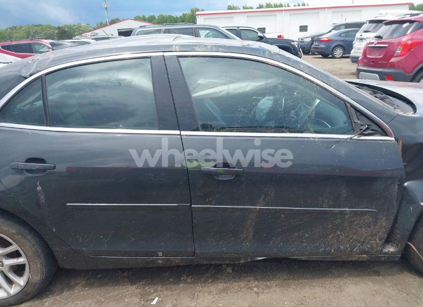 Photo 14 of 2015 Chevrolet Malibu 1LT (VIN 1G11C5SLXFF115090)