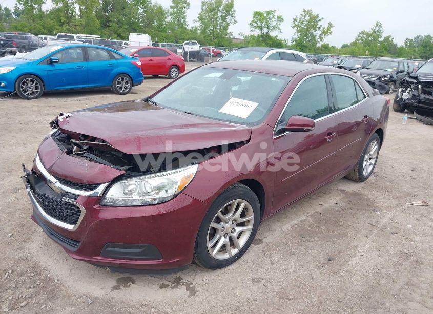 Photo 2 of 2015 Chevrolet Malibu 1LT (VIN 1G11C5SLXFF115140)