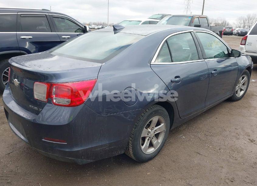 Photo 4 of 2015 Chevrolet Malibu 1LT (VIN 1G11C5SLXFF152639)