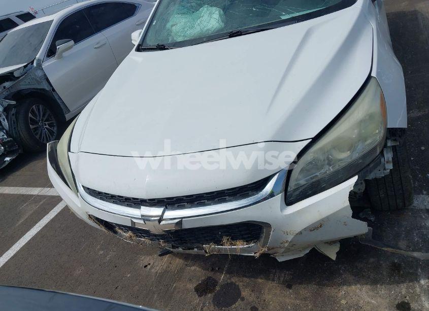 Photo 6 of 2015 Chevrolet Malibu 1LT (VIN 1G11C5SLXFF237299)