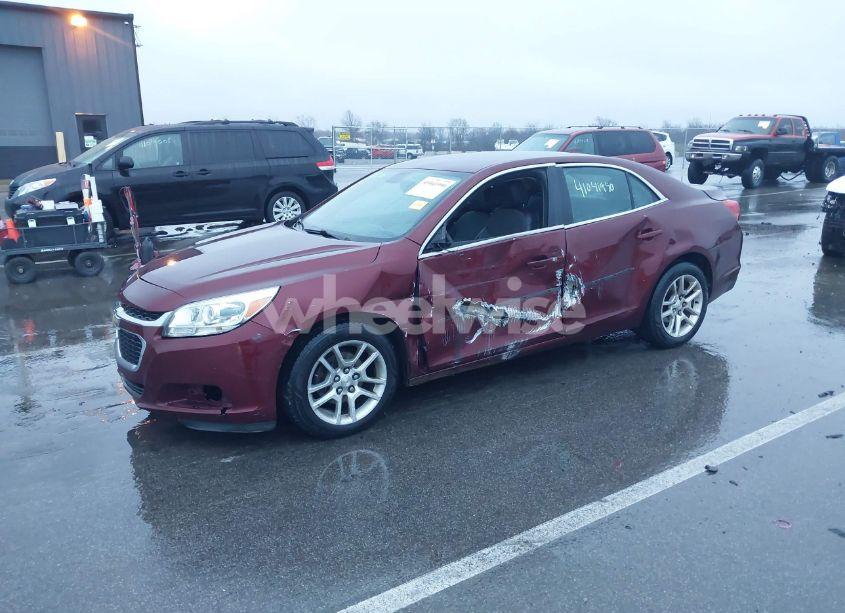 Photo 2 of 2015 Chevrolet Malibu 1LT (VIN 1G11C5SLXFF269962)