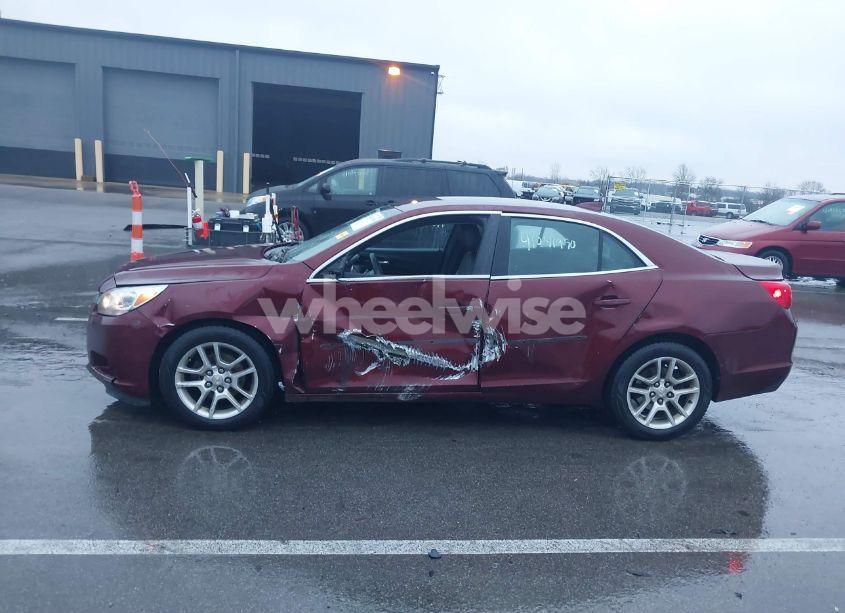 Photo 6 of 2015 Chevrolet Malibu 1LT (VIN 1G11C5SLXFF269962)