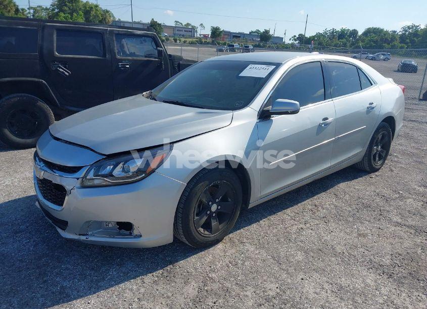 Photo 2 of 2015 Chevrolet Malibu 1LT (VIN 1G11C5SLXFF271159)