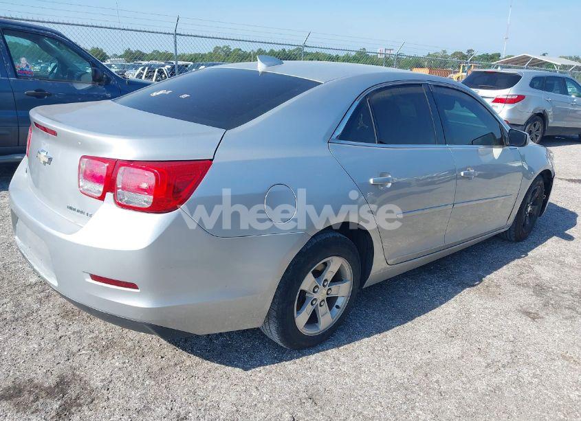 Photo 4 of 2015 Chevrolet Malibu 1LT (VIN 1G11C5SLXFF271159)