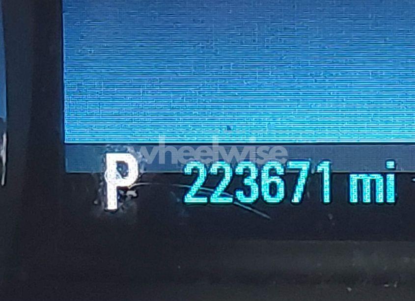 Photo 15 of 2015 Chevrolet Malibu 1LT (VIN 1G11C5SLXFF281884)