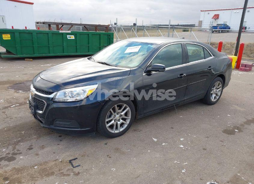 Photo 2 of 2015 Chevrolet Malibu 1LT (VIN 1G11C5SLXFF282758)