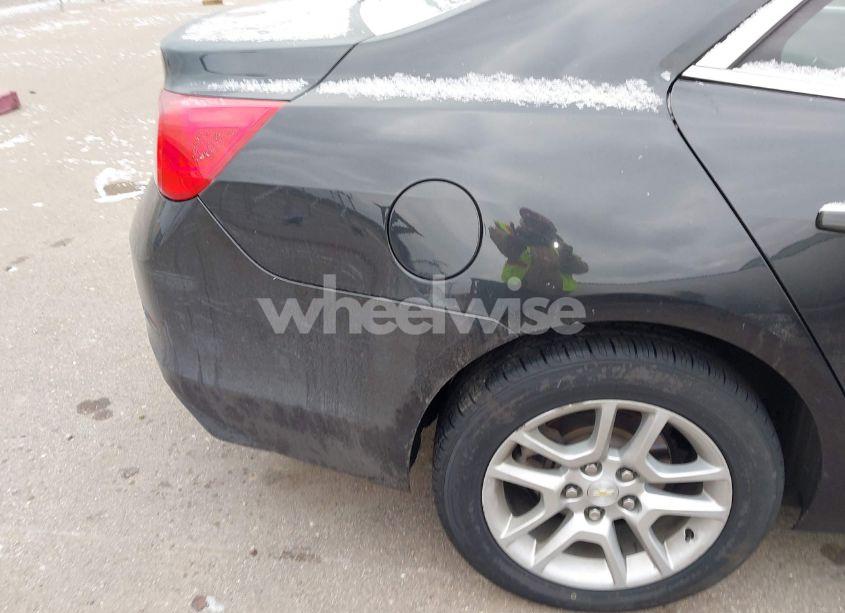 Photo 6 of 2015 Chevrolet Malibu 1LT (VIN 1G11C5SLXFF282758)