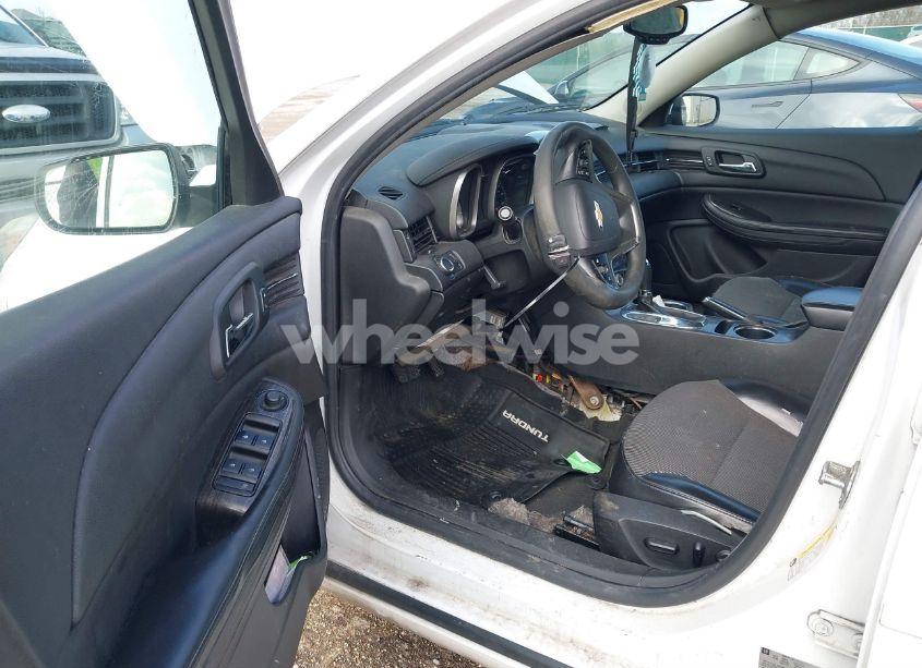 Photo 5 of 2015 Chevrolet Malibu 1LT (VIN 1G11C5SLXFU139160)