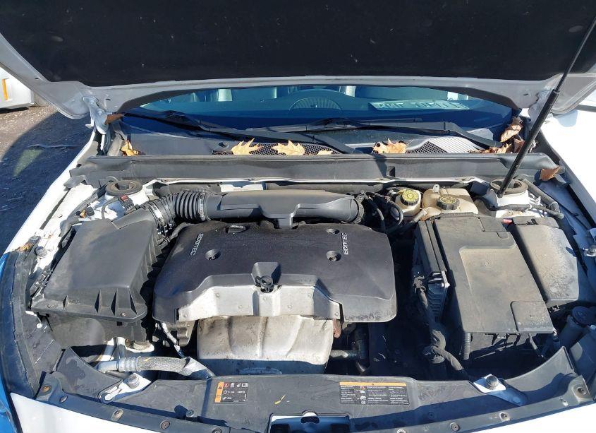 Photo 10 of 2015 Chevrolet Malibu 2LT (VIN 1G11D5SL0FF185601)