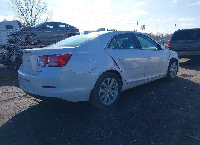Photo 4 of 2015 Chevrolet Malibu 2LT (VIN 1G11D5SL0FF185601)
