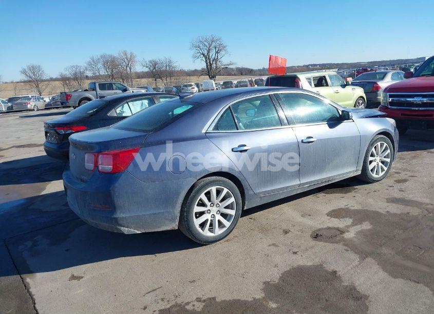 Photo 4 of 2015 Chevrolet Malibu 2LT (VIN 1G11D5SL0FF208469)