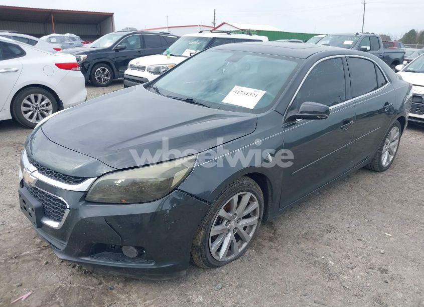 Photo 2 of 2015 Chevrolet Malibu 2LT (VIN 1G11D5SL0FF293667)