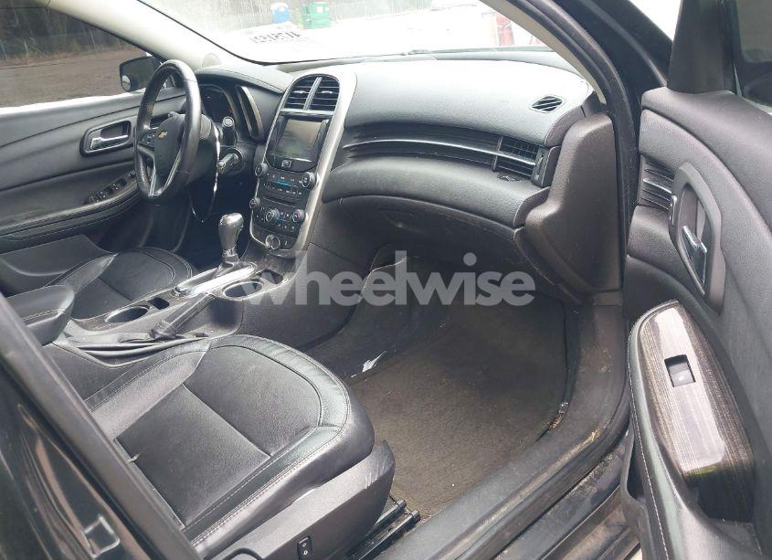 Photo 5 of 2015 Chevrolet Malibu 2LT (VIN 1G11D5SL0FF293667)