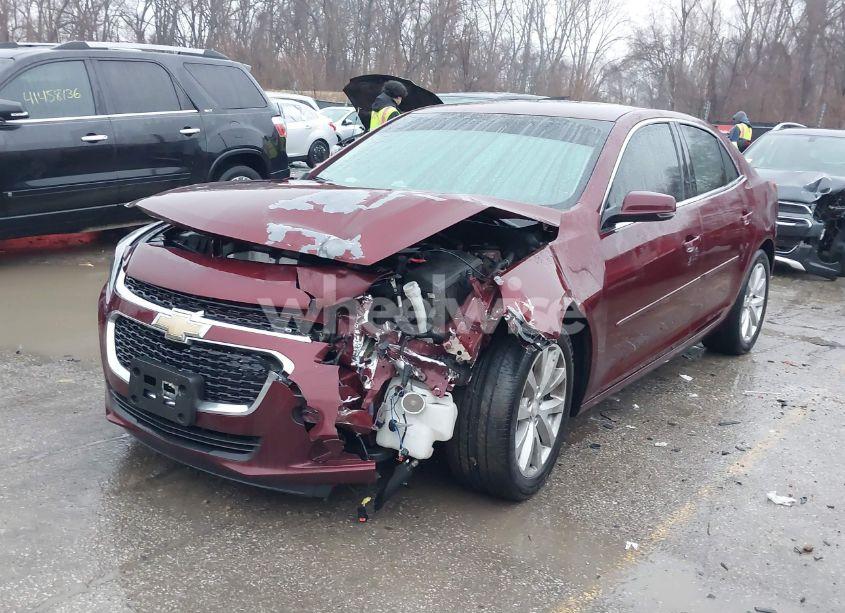 Photo 2 of 2015 Chevrolet Malibu 2LT (VIN 1G11D5SL0FF299646)