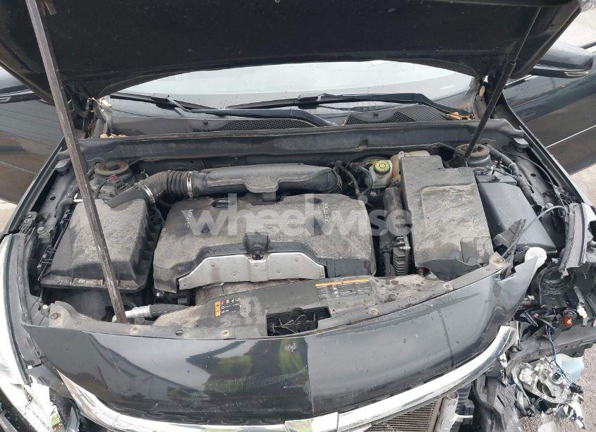 Photo 10 of 2015 Chevrolet Malibu 2LT (VIN 1G11D5SL0FF322133)