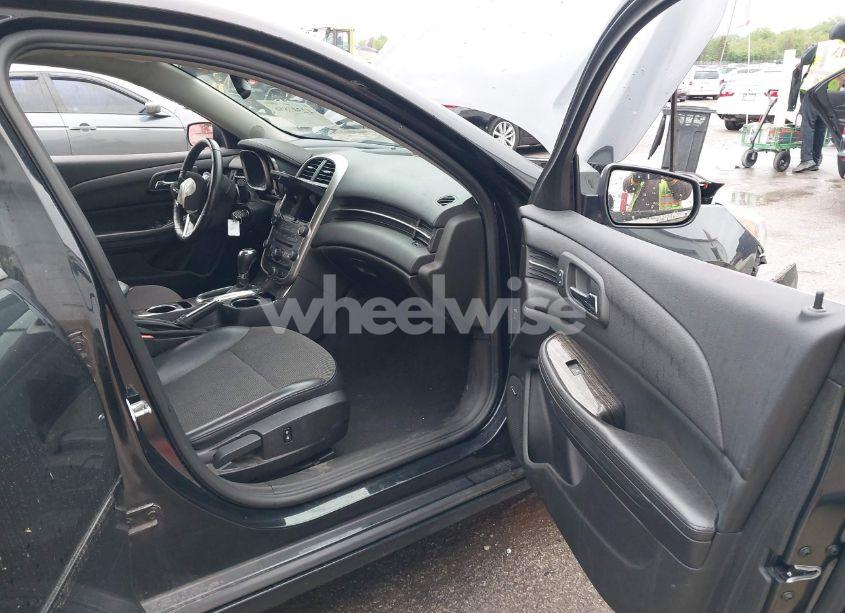 Photo 5 of 2015 Chevrolet Malibu 2LT (VIN 1G11D5SL0FF322133)