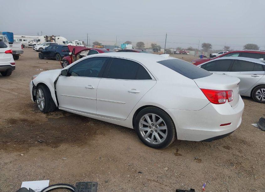 Photo 3 of 2015 Chevrolet Malibu 2LT (VIN 1G11D5SL0FF322939)