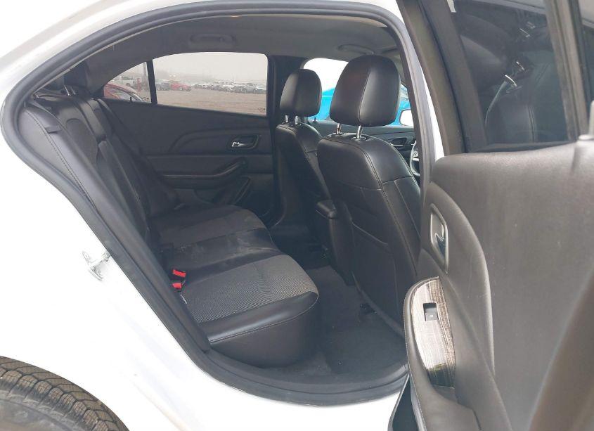 Photo 8 of 2015 Chevrolet Malibu 2LT (VIN 1G11D5SL0FF322939)