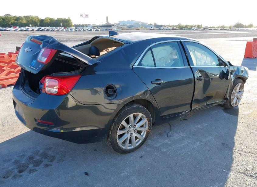 Photo 4 of 2015 Chevrolet Malibu 2LT (VIN 1G11D5SL1FF127478)
