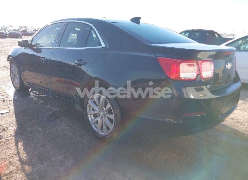Photo 3 of 2015 Chevrolet Malibu 2LT (VIN 1G11D5SL1FF251735)