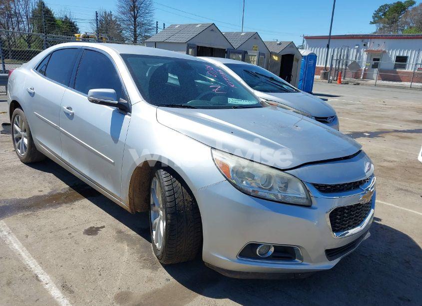 2015 Chevrolet Malibu 2LT (VIN 1G11D5SL1FF270138) main photo