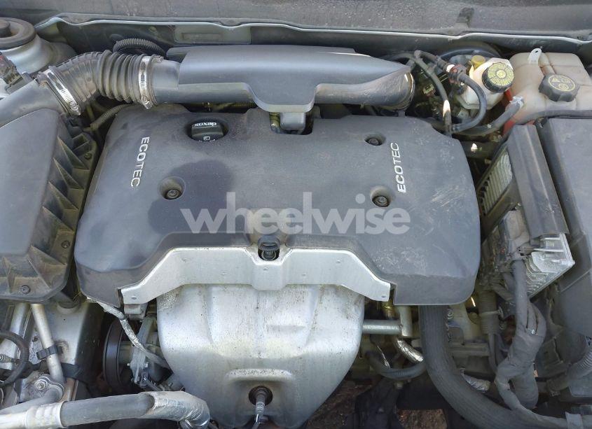 Photo 10 of 2015 Chevrolet Malibu 2LT (VIN 1G11D5SL1FF270138)