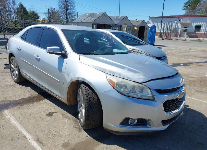 Photo 3 of 2015 Chevrolet Malibu 2LT (VIN 1G11D5SL1FF270138)