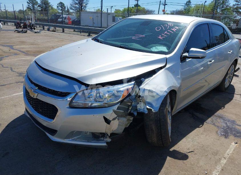 Photo 4 of 2015 Chevrolet Malibu 2LT (VIN 1G11D5SL1FF270138)