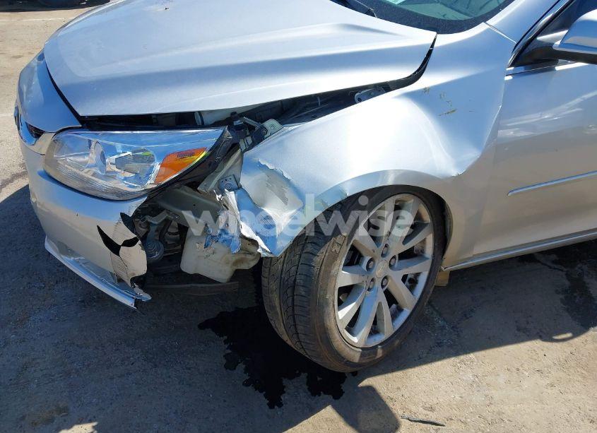 Photo 6 of 2015 Chevrolet Malibu 2LT (VIN 1G11D5SL1FF270138)