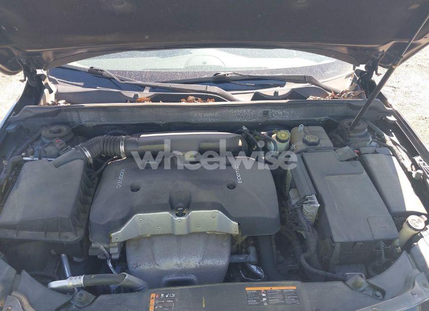 Photo 10 of 2015 Chevrolet Malibu 2LT (VIN 1G11D5SL2FF158822)