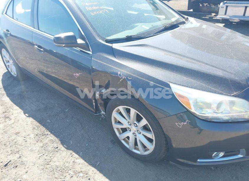 Photo 6 of 2015 Chevrolet Malibu 2LT (VIN 1G11D5SL2FF158822)
