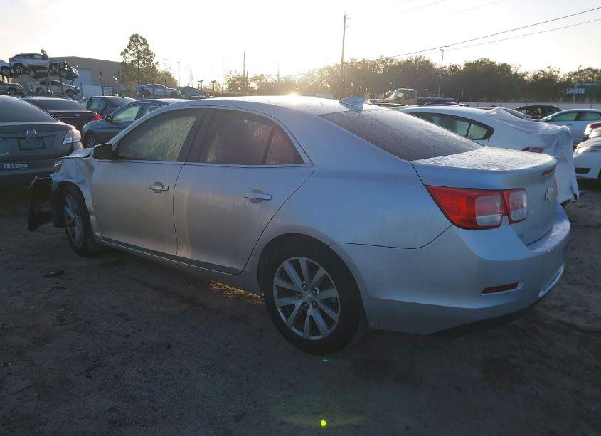 Photo 3 of 2015 Chevrolet Malibu 2LT (VIN 1G11D5SL2FF178732)