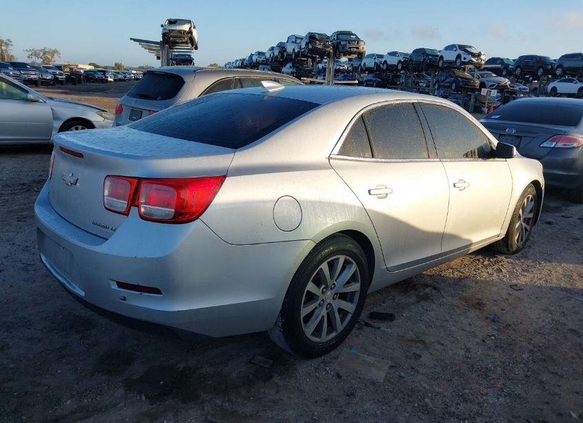 Photo 4 of 2015 Chevrolet Malibu 2LT (VIN 1G11D5SL2FF178732)