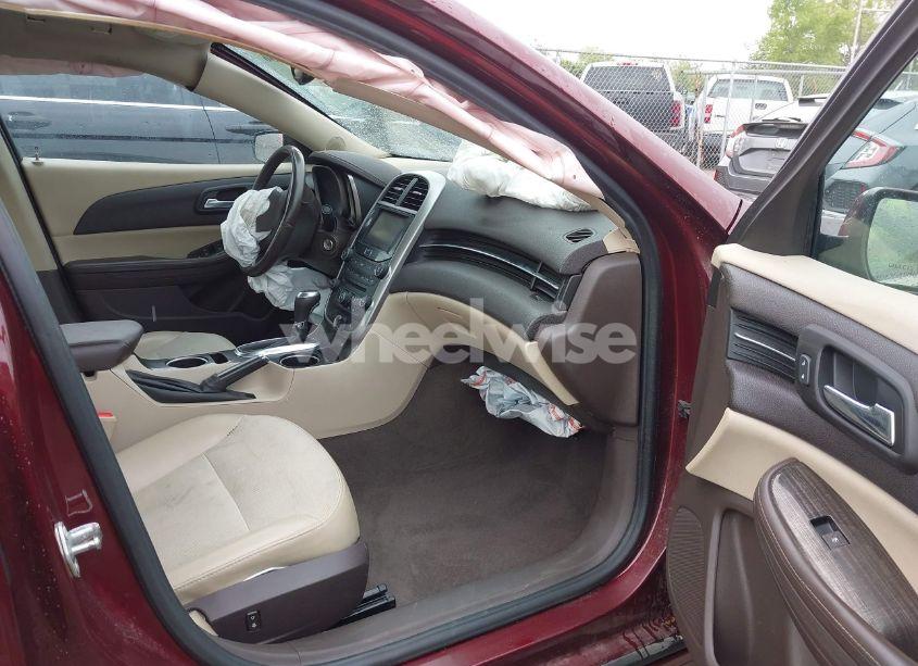 Photo 5 of 2015 Chevrolet Malibu 2LT (VIN 1G11D5SL2FF222714)