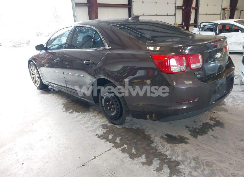 Photo 3 of 2015 Chevrolet Malibu 2LT (VIN 1G11D5SL2FF223183)