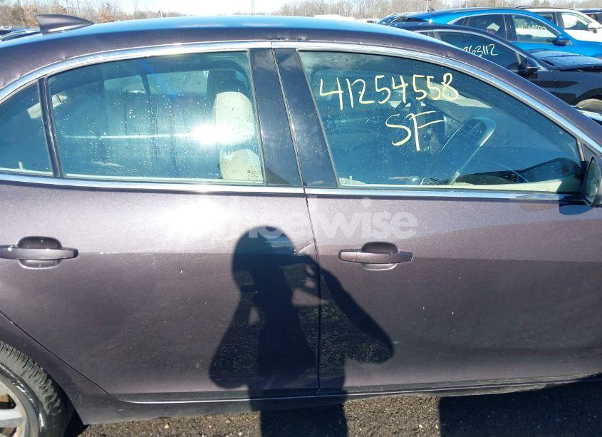 Photo 14 of 2015 Chevrolet Malibu 2LT (VIN 1G11D5SL2FF228058)
