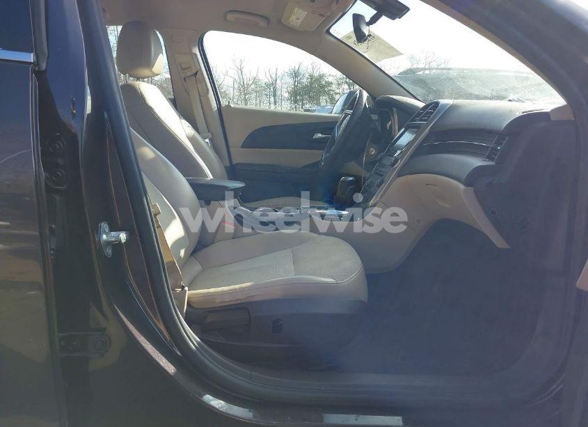 Photo 5 of 2015 Chevrolet Malibu 2LT (VIN 1G11D5SL2FF228058)