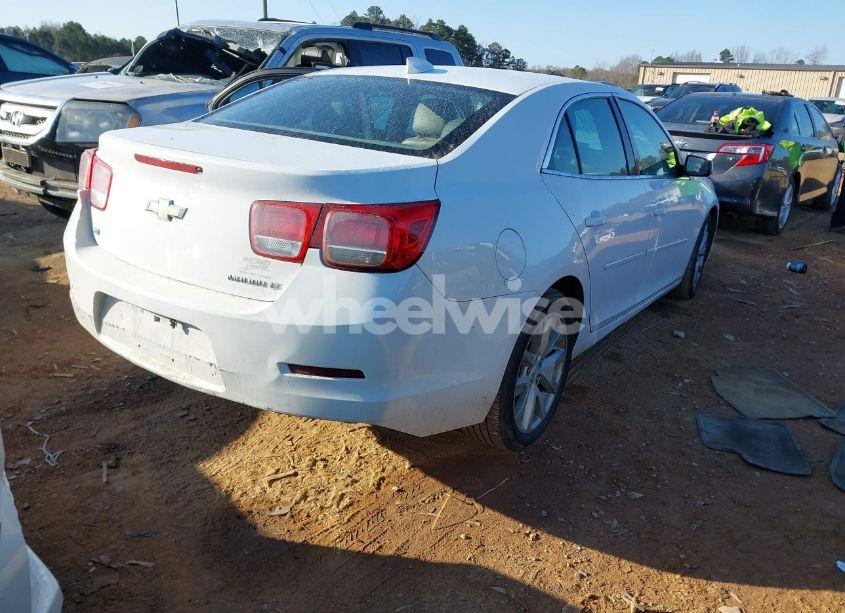 Photo 4 of 2015 Chevrolet Malibu 2LT (VIN 1G11D5SL2FU130868)