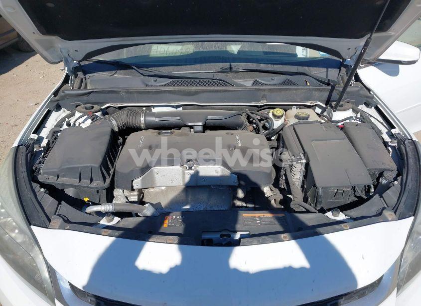 Photo 10 of 2015 Chevrolet Malibu 2LT (VIN 1G11D5SL3FF106941)