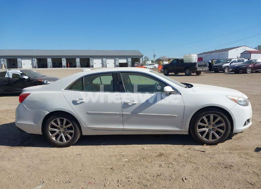 Photo 13 of 2015 Chevrolet Malibu 2LT (VIN 1G11D5SL3FF106941)