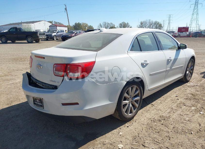 Photo 4 of 2015 Chevrolet Malibu 2LT (VIN 1G11D5SL3FF106941)