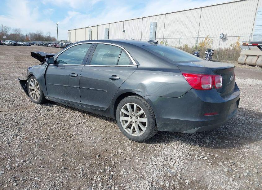 Photo 3 of 2015 Chevrolet Malibu 2LT (VIN 1G11D5SL3FF162930)