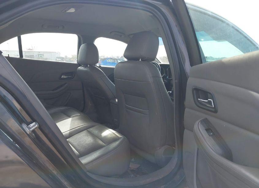 Photo 8 of 2015 Chevrolet Malibu 2LT (VIN 1G11D5SL3FF162930)