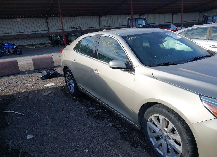 Photo 13 of 2015 Chevrolet Malibu 2LT (VIN 1G11D5SL3FF172616)